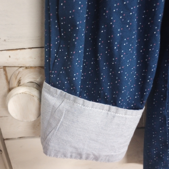 Izod Premium Essentials Classics Mens Large Blue Dot Printed Long Sleeve - Picture 2 of 8